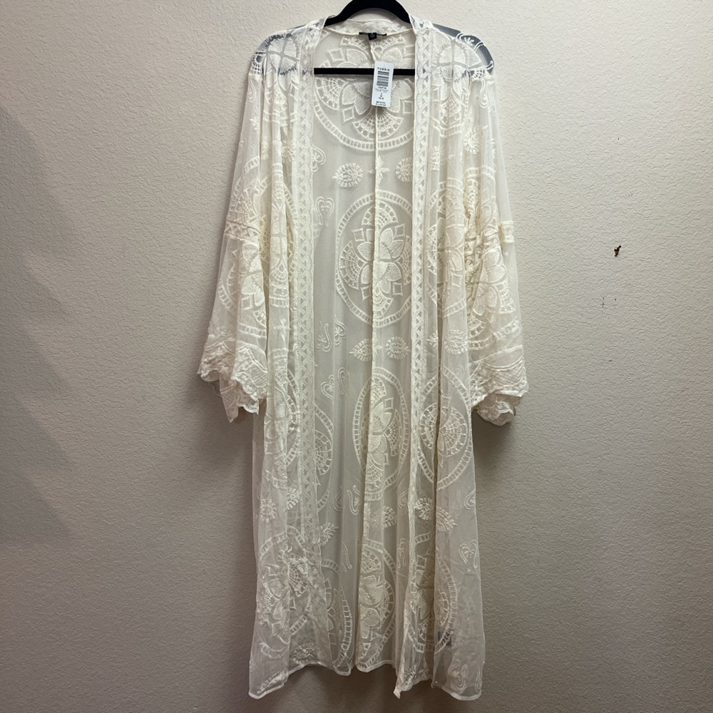NWT Torrid Cream Mesh and Lace Maxi Kimono in 2X!